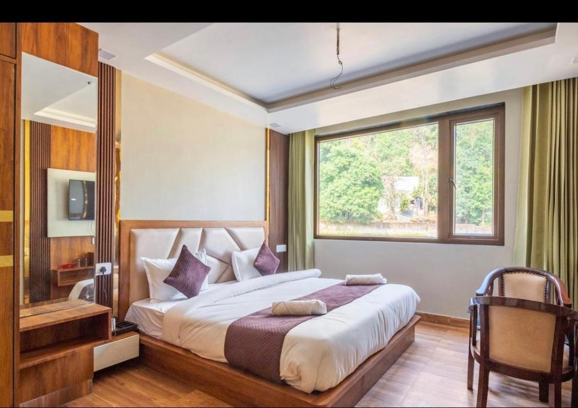 Hotel & Hostel Vimal Ganga Rishikesh Ngoại thất bức ảnh